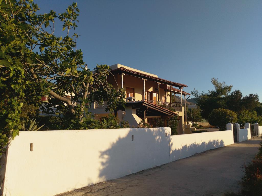Explore Aegina Island 수발라 외부 사진